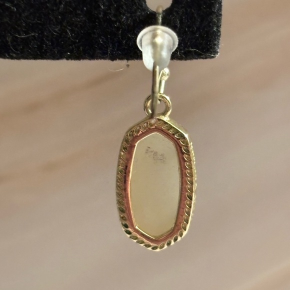 Kendra Scott Silver Tone Iridescent Drusy Drop Earrings 3/4” - Picture 5 of 11